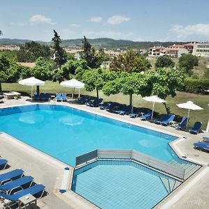 Acrotel Lily Ann Village